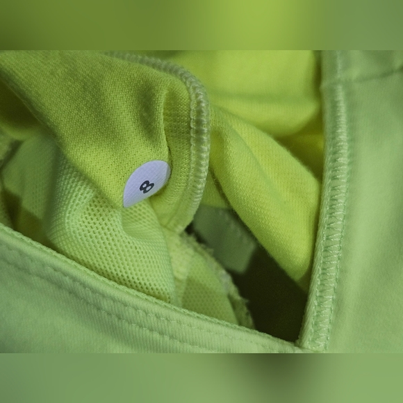 Lululemon Run: For Your Money Tank - Ray - 8 - Picture 3 of 6